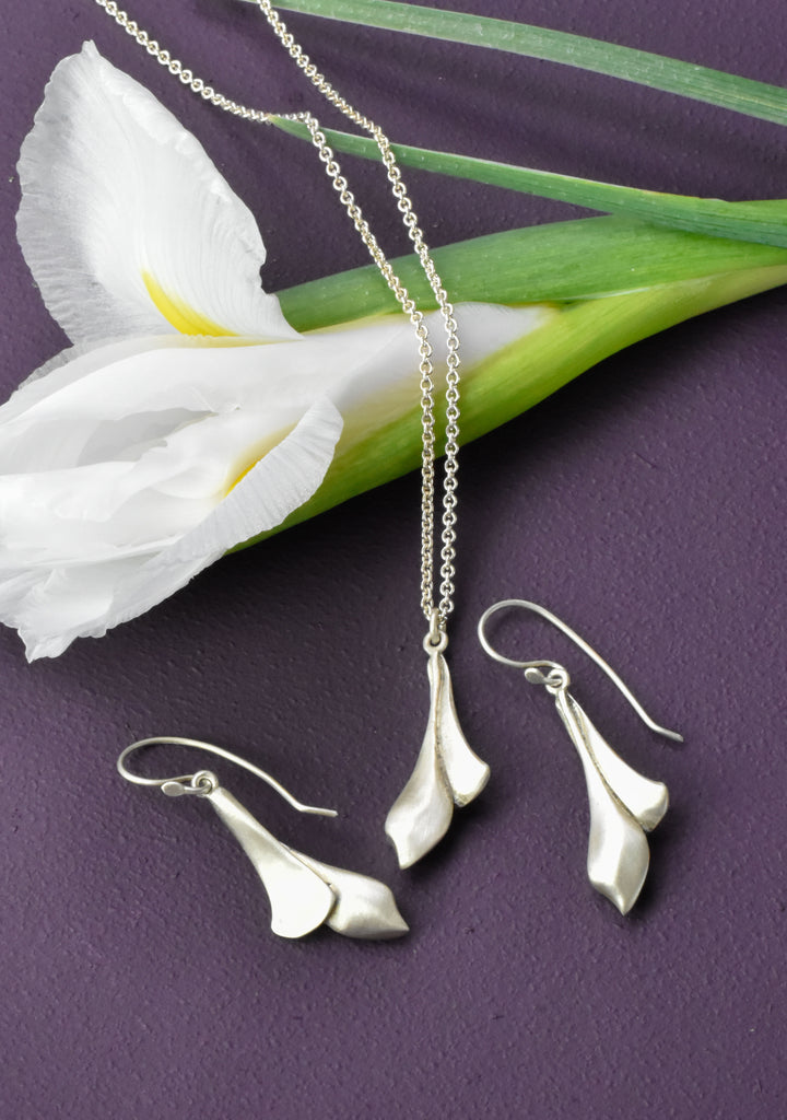 silver nature inspired jewelry