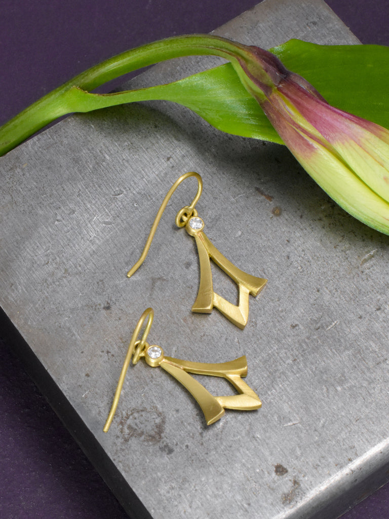 gold and diamond earrings perfect for spring